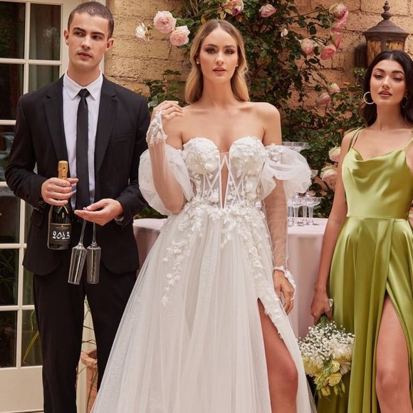 NEW LONG WEDDING A-LINE DRESS EMBROIDERED WITH FLORAL APPLIQUE AND LACE CD855W - Picture 4 of 11